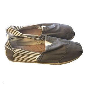 Toms Classic Slip On Gray Canvas Shoes Sz 11